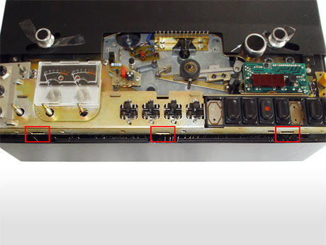 ASC 6000 Frontplatte demontiert. Blick auf die Wickelmotoren.
